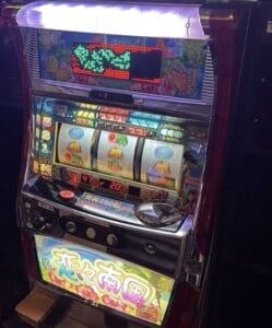 台湾の裏物スロット機種「恋々南国」