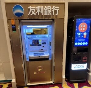 パラダイスシティカジノ内のATM